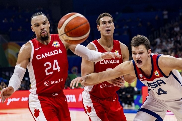 Канада впервые завоевала медали ЧМ по баскетболу, обыграв США в овертайме
