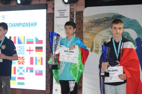 Азербайджанские шахматисты установили рекорд и стали первыми в командном зачете ЕВРО - ФОТО