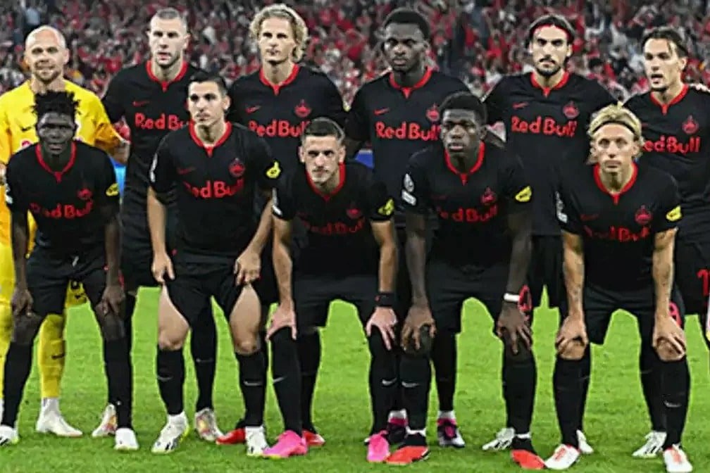 "Зальцбург" вывел на матч с "Бенфикой" самый молодой состав в истории Лиги чемпионов