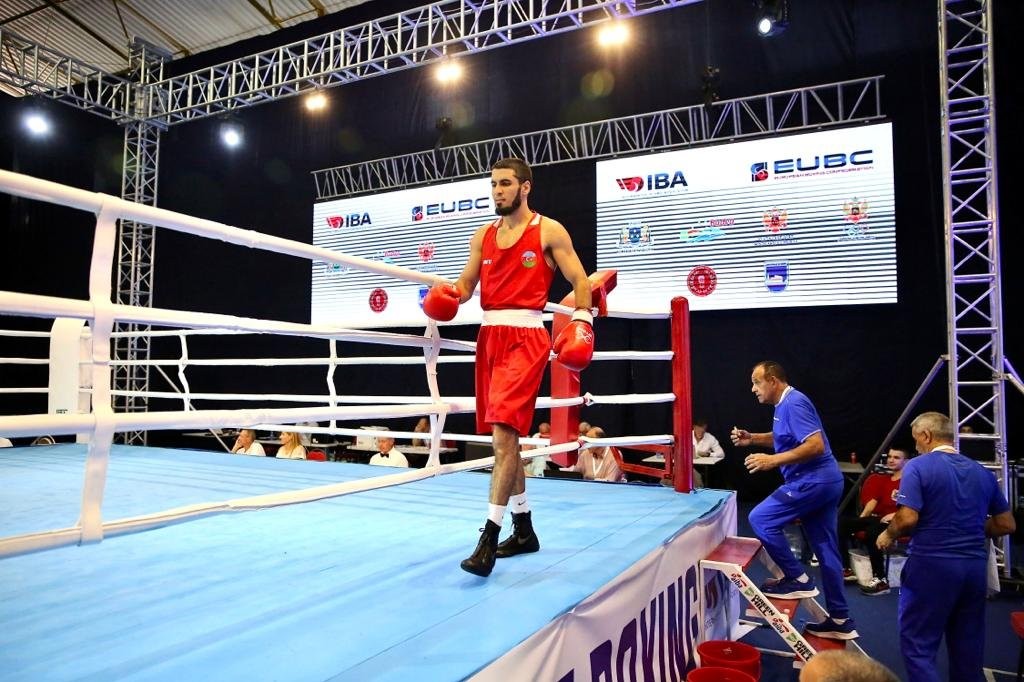 Malik Həsənov Avropa kubokunun finalına yüksəlib