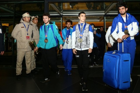 Azerbaijani boxers returned to their homeland after setting a record in the European Championship, - PHOTO