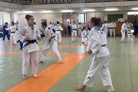 Training of female judokas continues in Japan - PHOTO