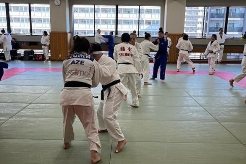 Training of female judokas continues in Japan - PHOTO