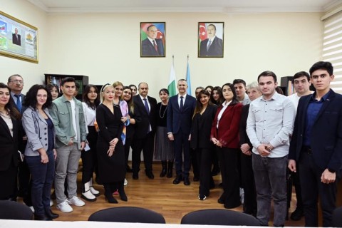 Bolqarıstanlı nazir Bakıda idman qurğularının fəaliyyəti ilə maraqlanıb  - FOTO