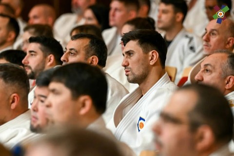 Судьи и тренеры по дзюдо на международном семинаре - ФОТО