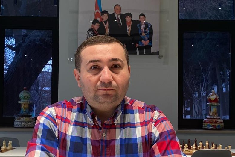 The Mark Dvoretsky award has been given to an Azerbaijani coach