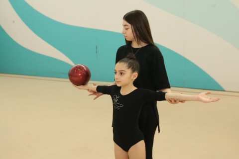 Goranboy və Sumqayıt gimnastları Milli Gimnastika Arenasında məşqlərə start verib - FOTO