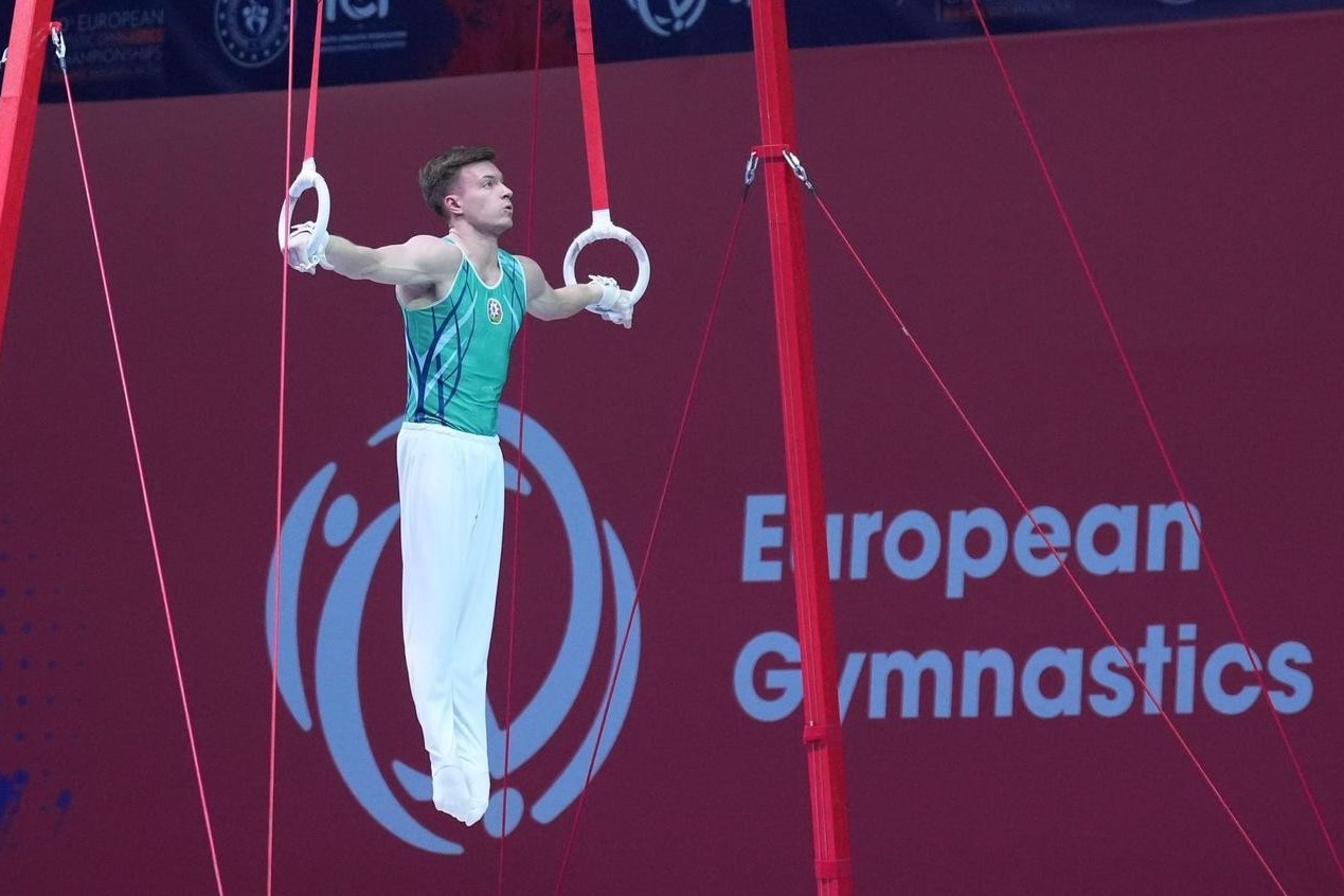 Симонов победил на Кубке мира и и приблизился к олимпийской лицензии