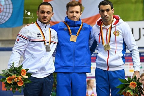 Триумф Никиты Симонова на Кубке мира - ФОТОРЕПОРТАЖ