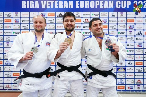 Дзюдоисты-ветераны завоевали в Риге 5 медалей - ФОТО