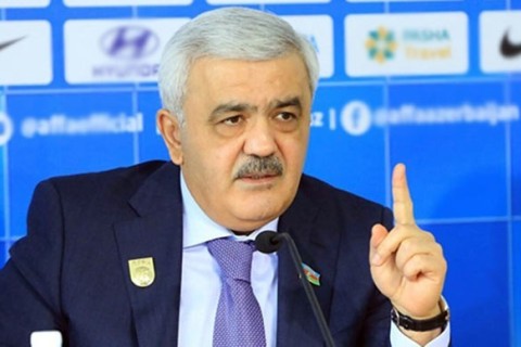 Ровнаг Абдуллаев заявил, что нашему футболу нужно новое дыхание