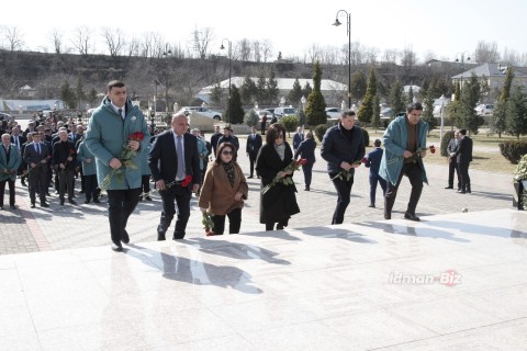 İdman paytaxtı Qubada parad keçirilib - YENİLƏNİB - FOTO