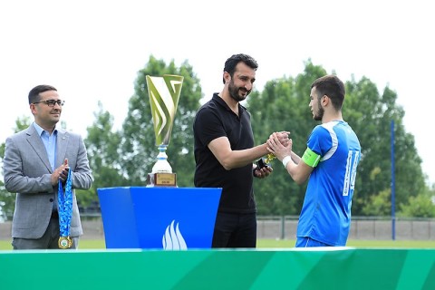 The champion of the Youth League was awarded