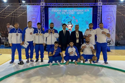 Четыре медали сумоистов на финише чемпионата Европы - ФОТО