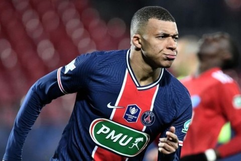PSG “forgot” to pay Mbappé's salary