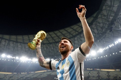 Messi refused 1.4 billion - REASON