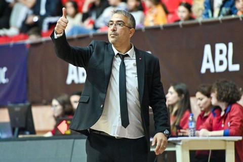 Главный тренер азербайджанского клуба: "У меня есть другие предложения"