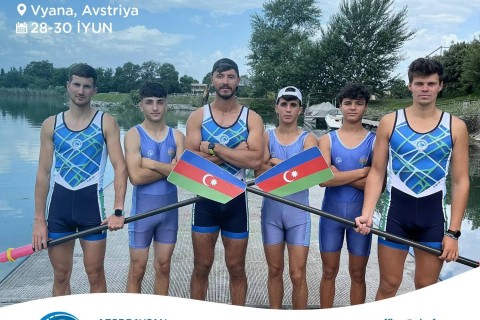 Azerbaijani rowers in the traditional Viennese regatta