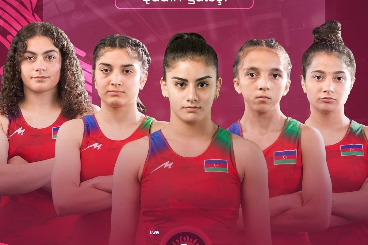 Азербайджанские борчихи завоевали серебро и 3 бронзы
