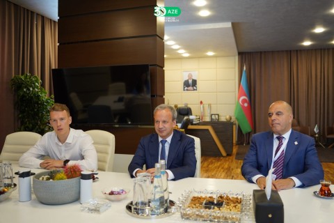 FIDE President calls on Farid Gayibov  - PHOTO