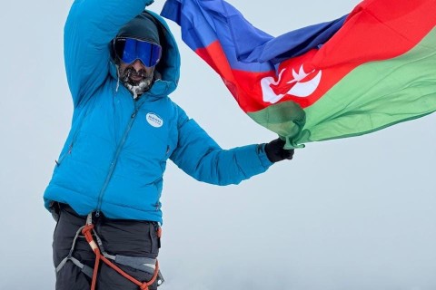 Azərbaycanlı alpinistin yeddinci fəthi - FOTO