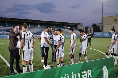 Neftchi win 2023/24 U16 League - PHOTO