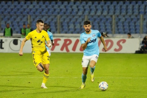 Команда азербайджанского игрока в Болгарии одержала первую победу в сезоне