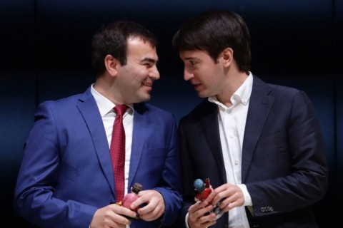 Mamedyarov 2, Radjabov 1 places up, - FIDE rating