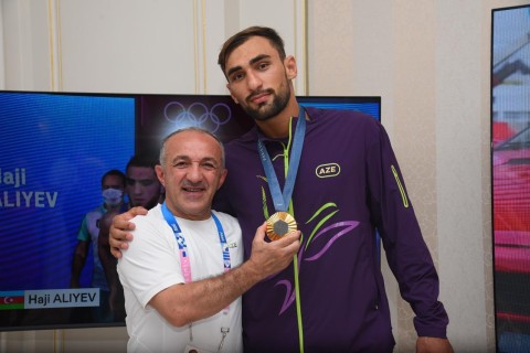 Parisdə Olimpiya Evində idmançılarımızın qələbəsinə həsr olunmuş görüş keçirilib - FOTO - VİDEO