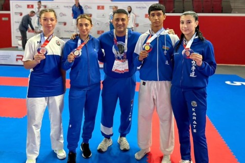 Azerbaijani karate players won 12 medals in Russia - PHOTO