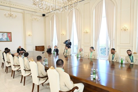 President Ilham Aliyev received Azerbaijani athletes who won medals at Paris Summer Olympic Games and their coaches - VIDEO - PHOTO