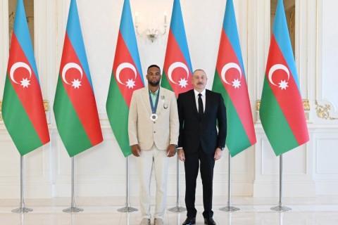 President Ilham Aliyev received Azerbaijani athletes who won medals at Paris Summer Olympic Games and their coaches - VIDEO - PHOTO