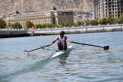 Состоялся открытый чемпионат Баку по гребле - ВИДЕО - ФОТО