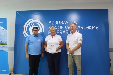 Well-known rowing expert gives seminar in Azerbaijan - PHOTO