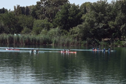 Azerbaijan rowing championship kicks off - PHOTO