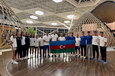 Azerbaijan’s beach volleyball players head to the international competition