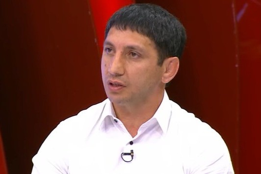 Millinin böyük məşqçisi: “Hakimlərin yaratdığı vəziyyət nəticəyə də təsir edirdi”