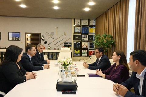 Farid Gayibov meets with ETTU President Pedro Miguel Moura - PHOTO