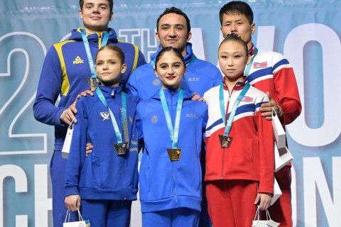 Akrobatika gimnastlarından dünya çempionatında tarixi nəticə - 8 medal - FOTO