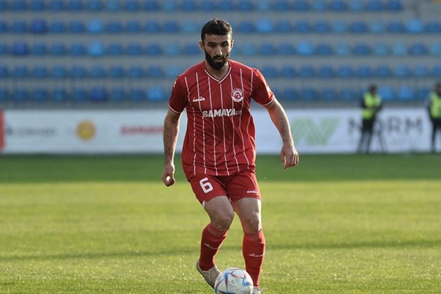 Abdullayev “100”ə çatıb