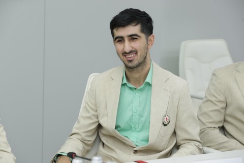 Sahil Babayev Paris-2024 Yay Paralimpiya Oyunlarında medal qazanan paralimpiyaçılarla görüşüb - FOTO