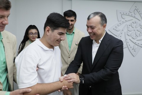 Sahil Babayev Paris-2024 Yay Paralimpiya Oyunlarında medal qazanan paralimpiyaçılarla görüşüb - FOTO