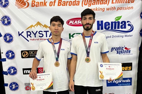 Azerbaijani badminton players clinch medal in Kampala - PHOTO