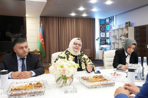 Fərid Qayıbov Zehra Zümrüd Selçuku qəbul edib - FOTO