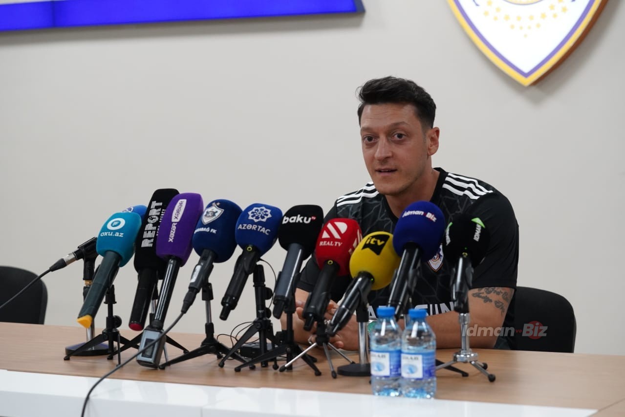 Məsut Özil: "Azərbaycanda belə futbolçular niyə olmasın?"