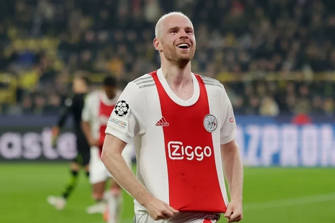 Ajax midfielder Davy Klaassen to miss Qarabag match: "It's a shame"