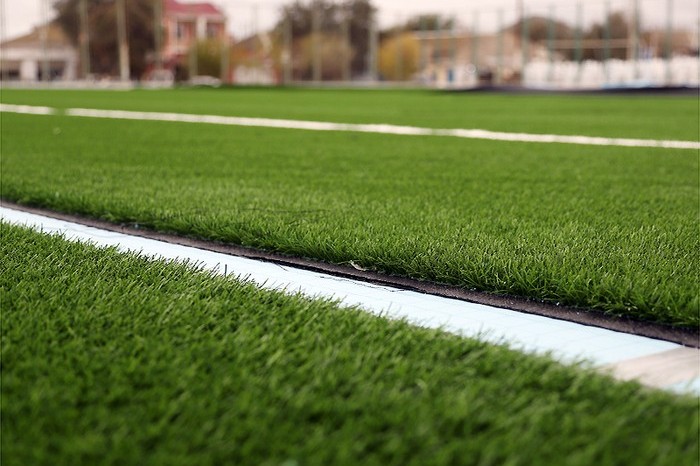 Binə stadionunda süni ot örtüyü dəyişdirilir - FOTO