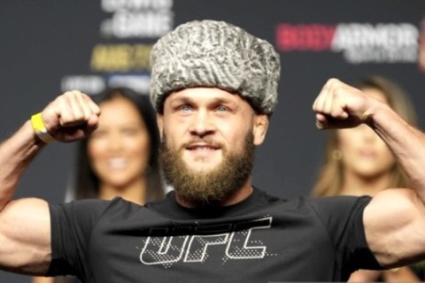 МЕСТО Рафаэля Физиева в рейтинге UFC