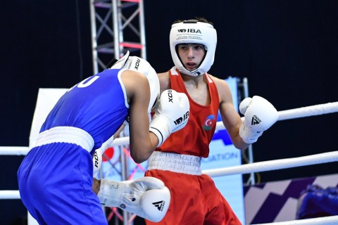 Four Azerbaijani boxers reach World Championship Quarters