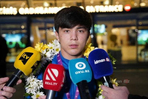 Gold-winning judokas return Azerbaijan from the Gymnasiade - PHOTO